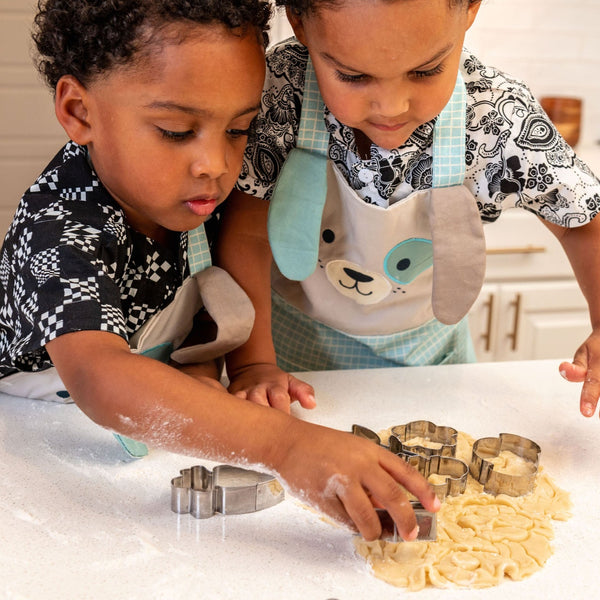 Puppy Cookie Cutter with Spatula Set