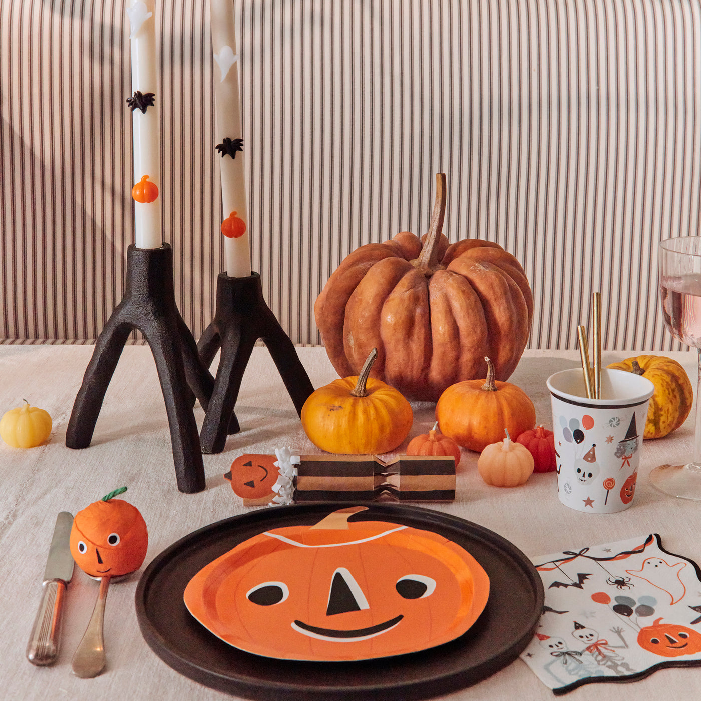 It's Halloween! Plates