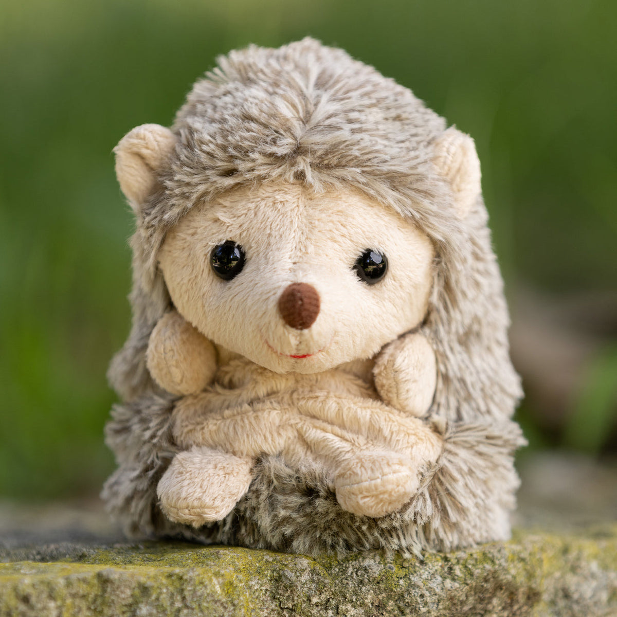 Hubert - Sitting