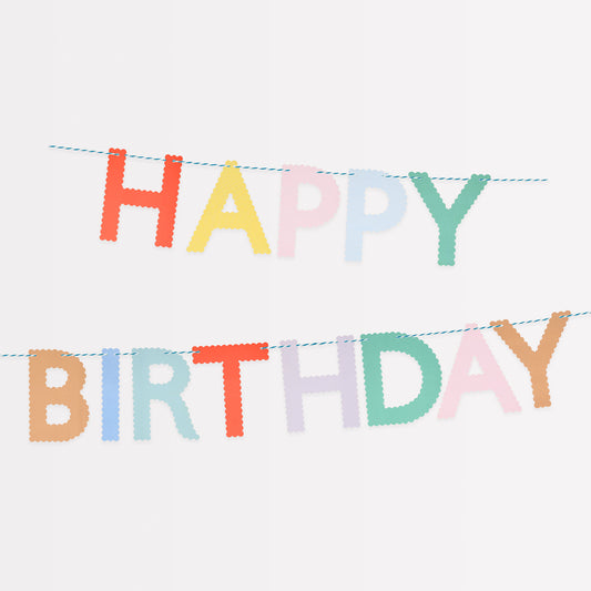 Scallop Bright Happy Birthday Garland